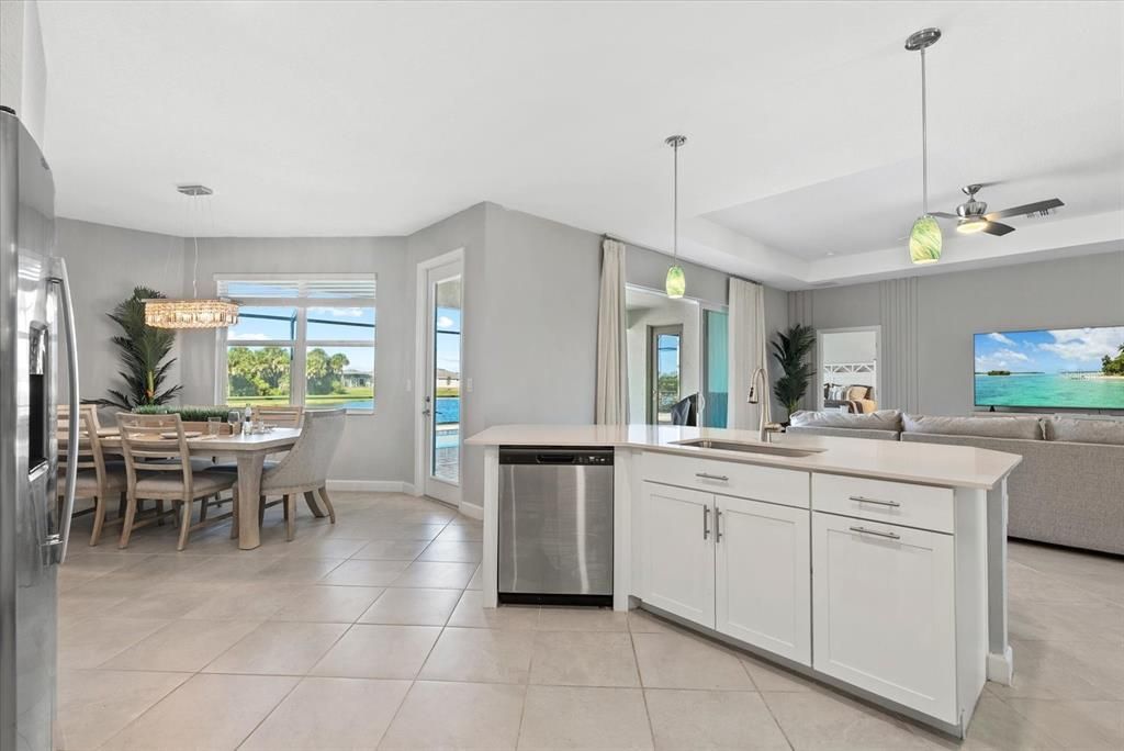 На продажу: $549,000 (4 спален, 2 ванн, 2239 Квадратных фут)