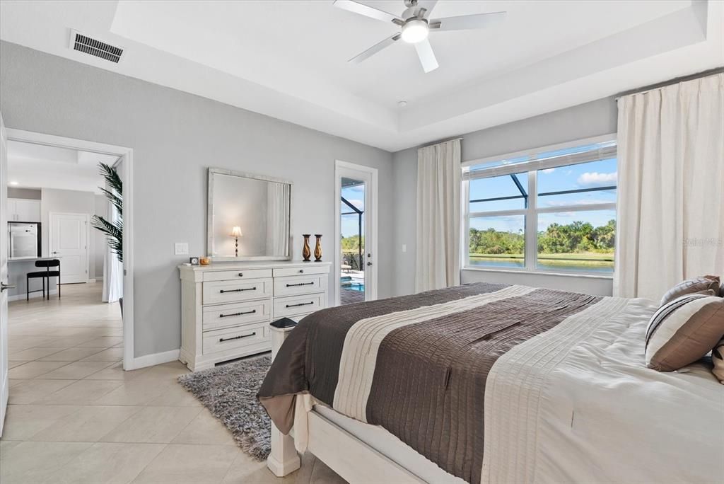 На продажу: $549,000 (4 спален, 2 ванн, 2239 Квадратных фут)