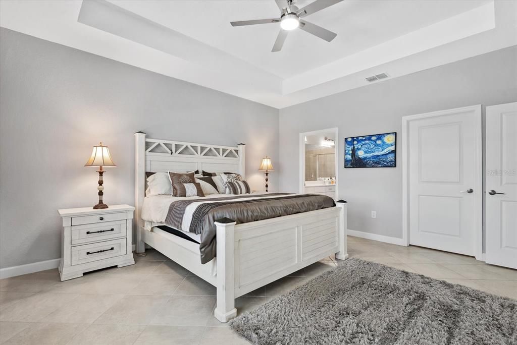 На продажу: $549,000 (4 спален, 2 ванн, 2239 Квадратных фут)