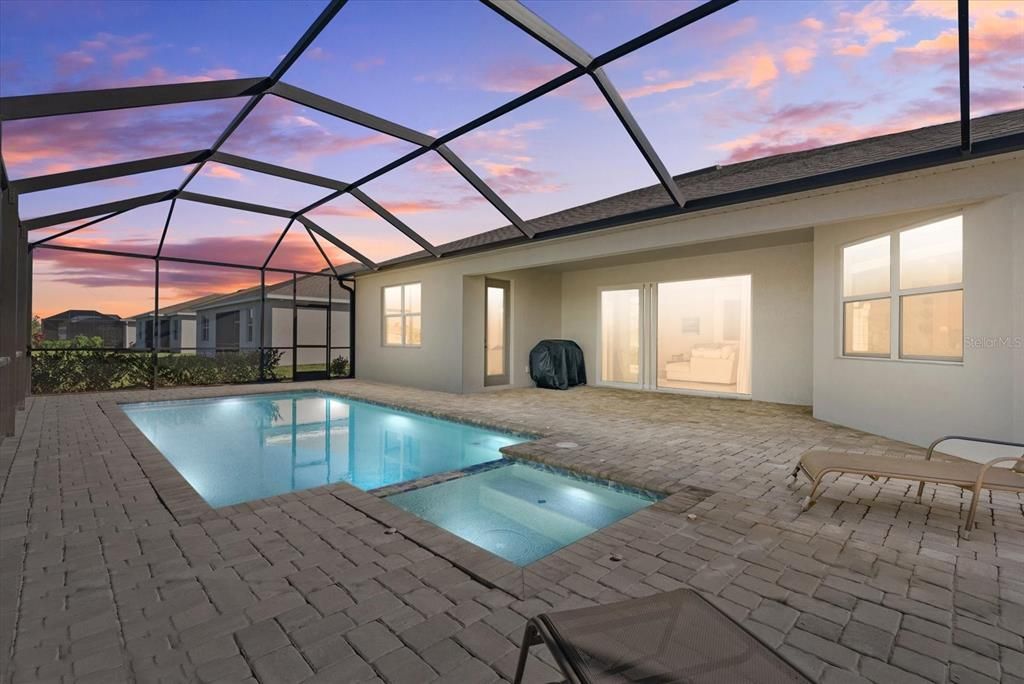 На продажу: $549,000 (4 спален, 2 ванн, 2239 Квадратных фут)