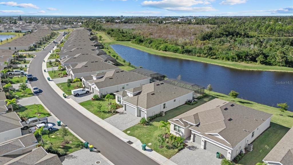 На продажу: $549,000 (4 спален, 2 ванн, 2239 Квадратных фут)