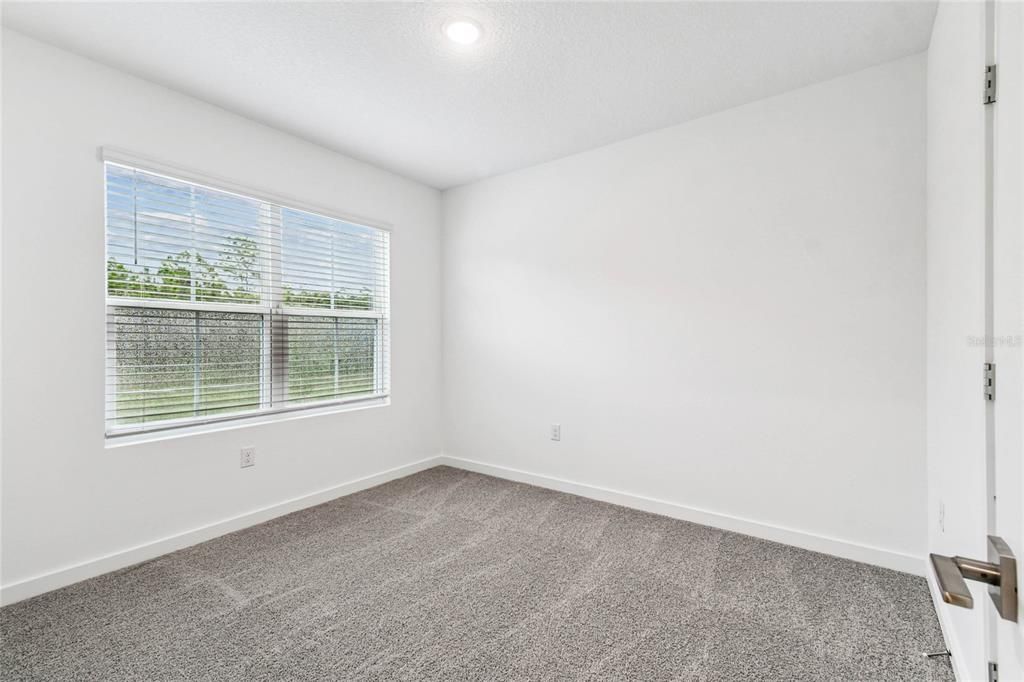 待售: $299,990 (3 贝兹, 2 浴室, 1684 平方英尺)