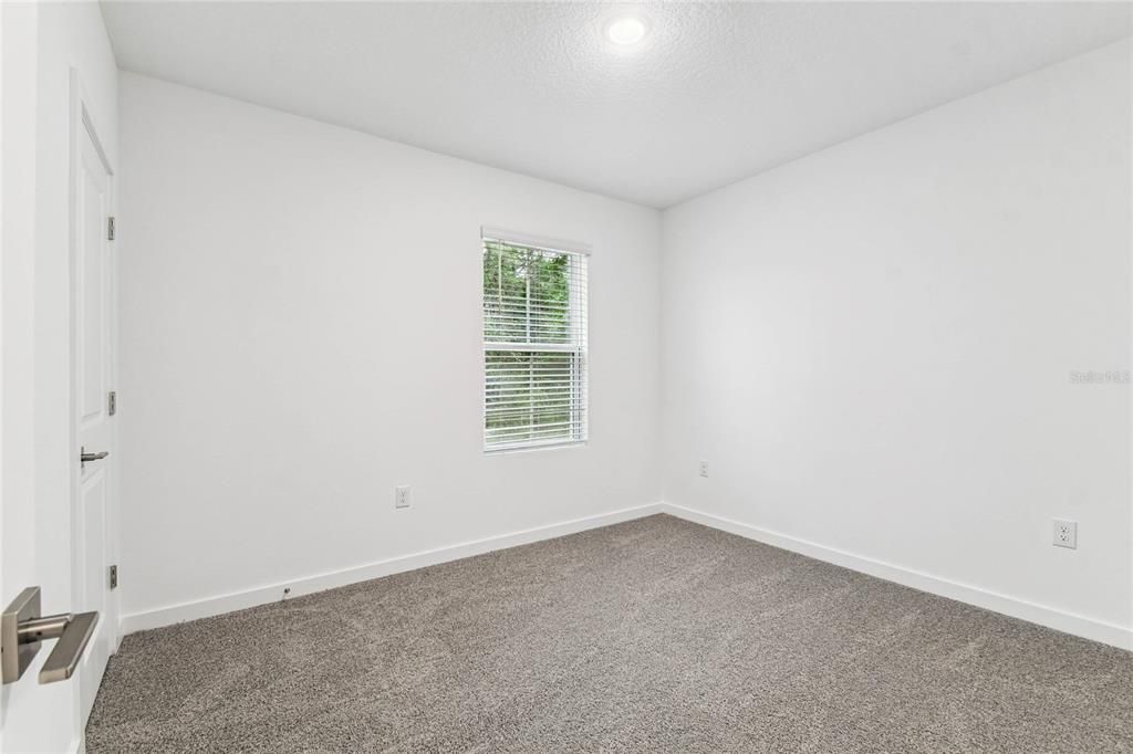 待售: $299,990 (3 贝兹, 2 浴室, 1684 平方英尺)