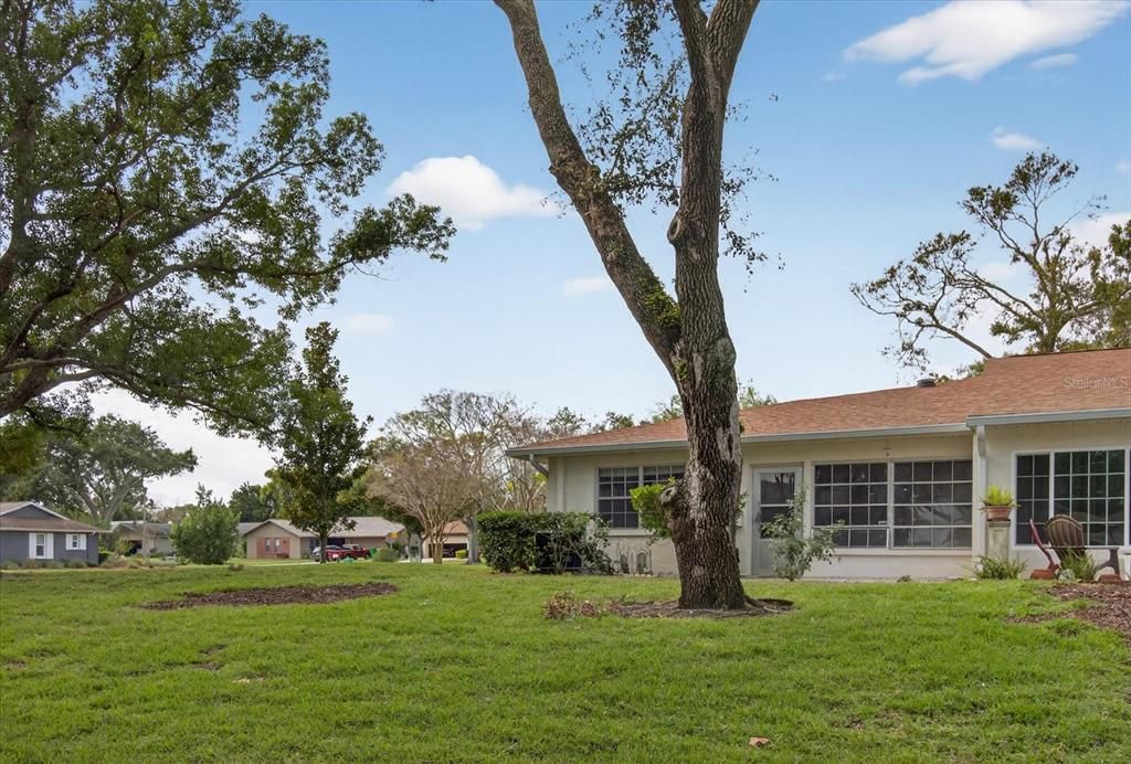 For Sale: $235,000 (2 beds, 2 baths, 1230 Square Feet)