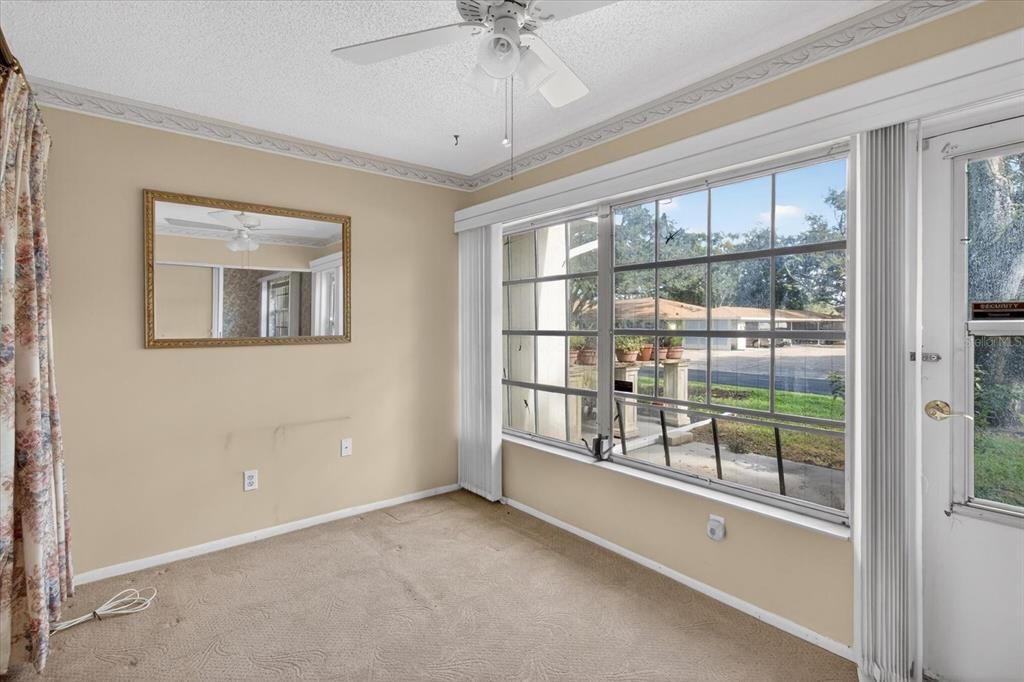 For Sale: $235,000 (2 beds, 2 baths, 1230 Square Feet)