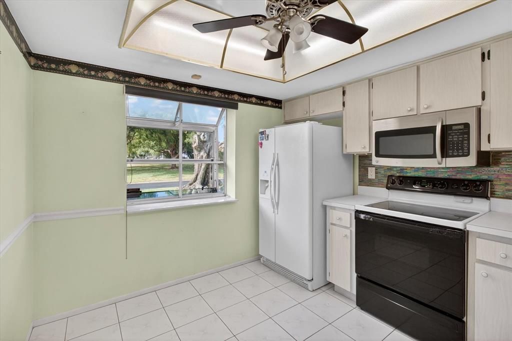 For Sale: $235,000 (2 beds, 2 baths, 1230 Square Feet)