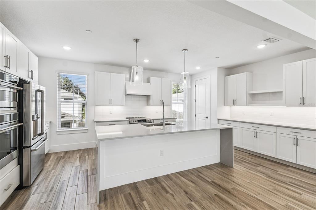 For Sale: $529,990 (4 beds, 3 baths, 2163 Square Feet)