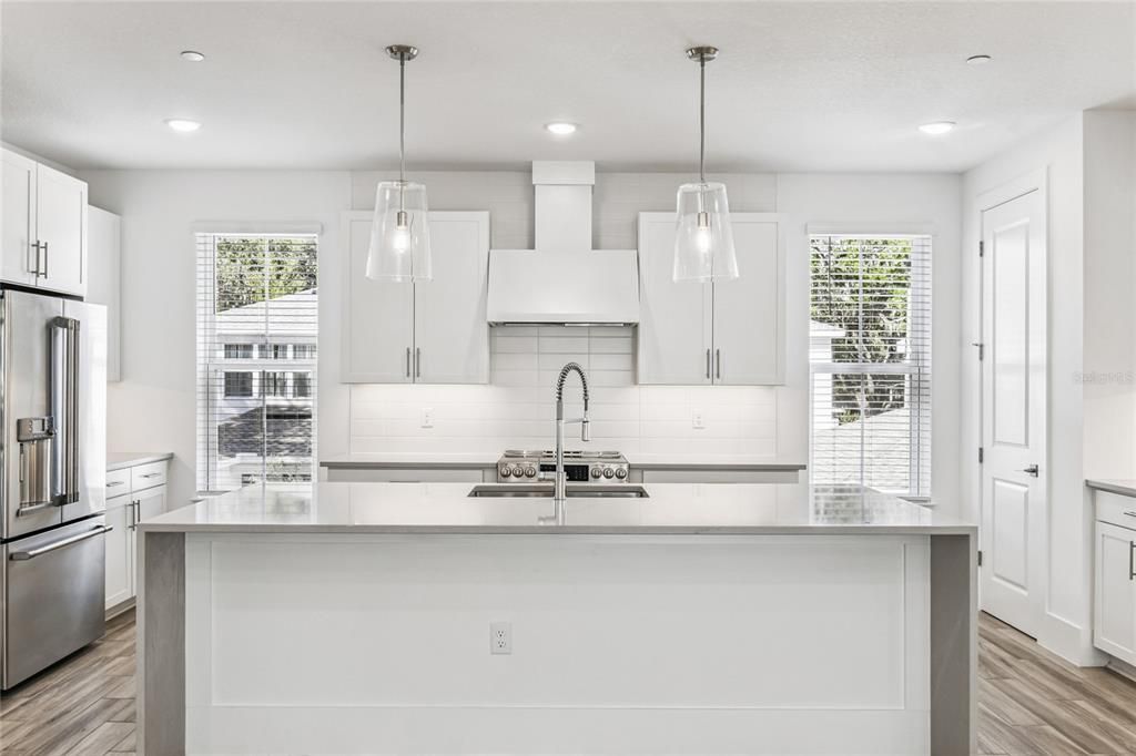 For Sale: $529,990 (4 beds, 3 baths, 2163 Square Feet)