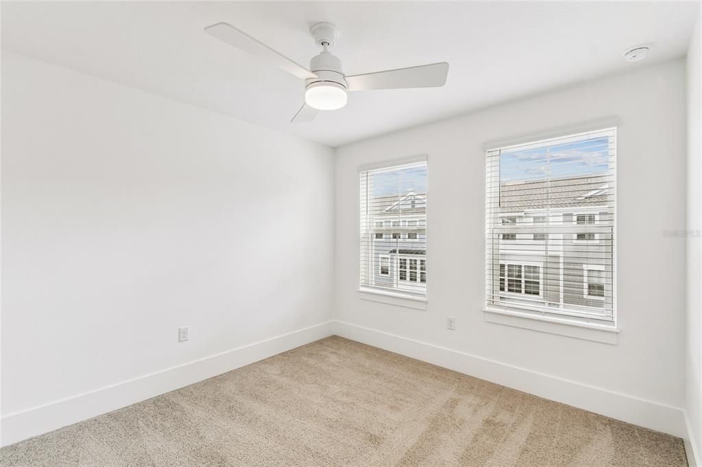 For Sale: $529,990 (4 beds, 3 baths, 2163 Square Feet)