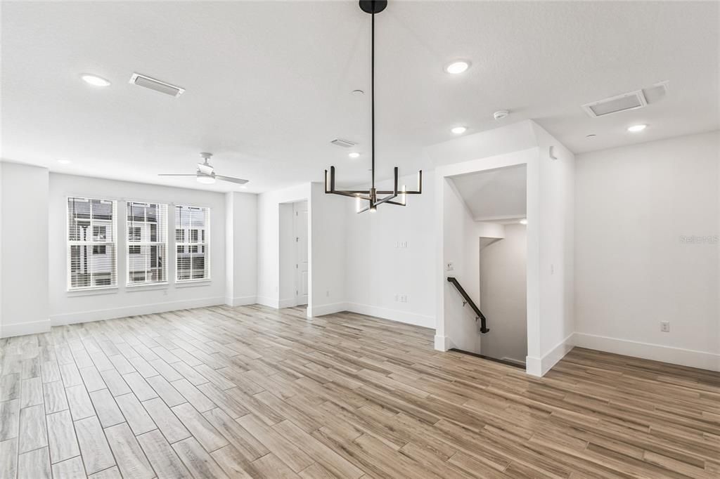 For Sale: $529,990 (4 beds, 3 baths, 2163 Square Feet)