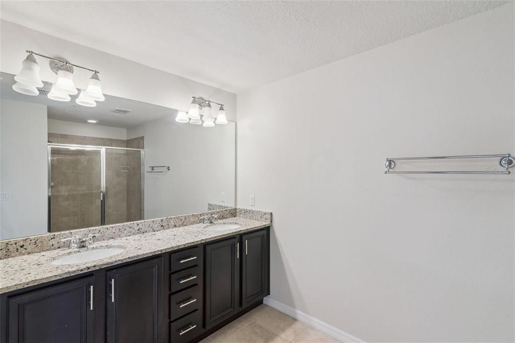 En Renta: $2,300 (3 camas, 2 baños, 1684 Pies cuadrados)