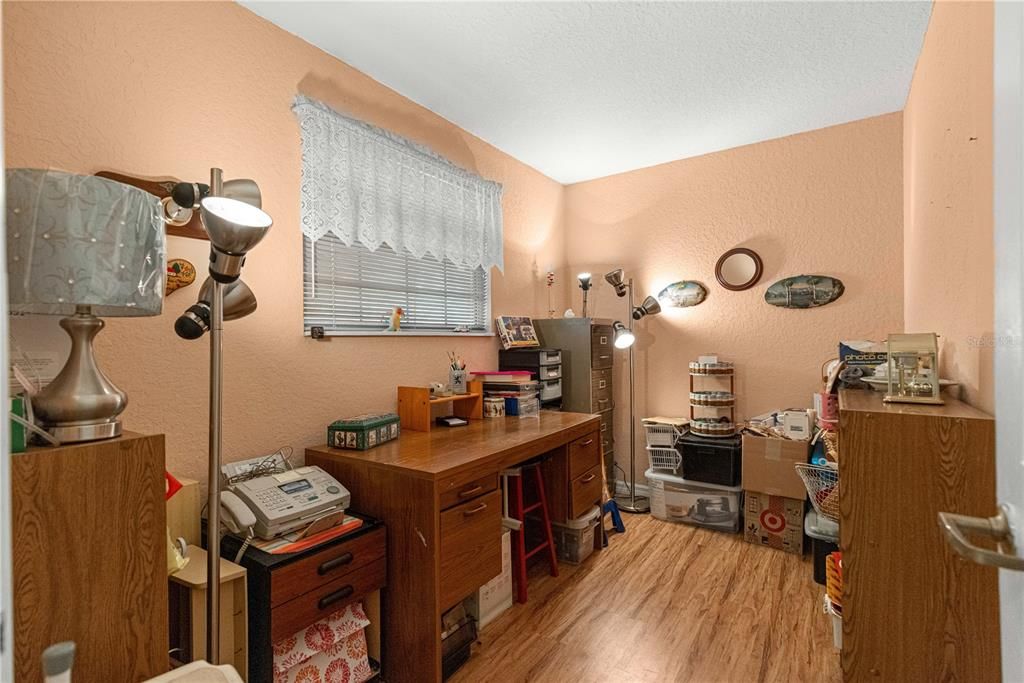 For Sale: $179,900 (2 beds, 2 baths, 1160 Square Feet)