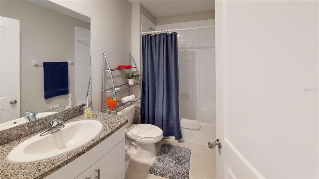 На продажу: $295,000 (3 спален, 2 ванн, 1267 Квадратных фут)