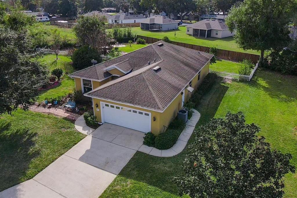 For Sale: $399,000 (3 beds, 2 baths, 1898 Square Feet)