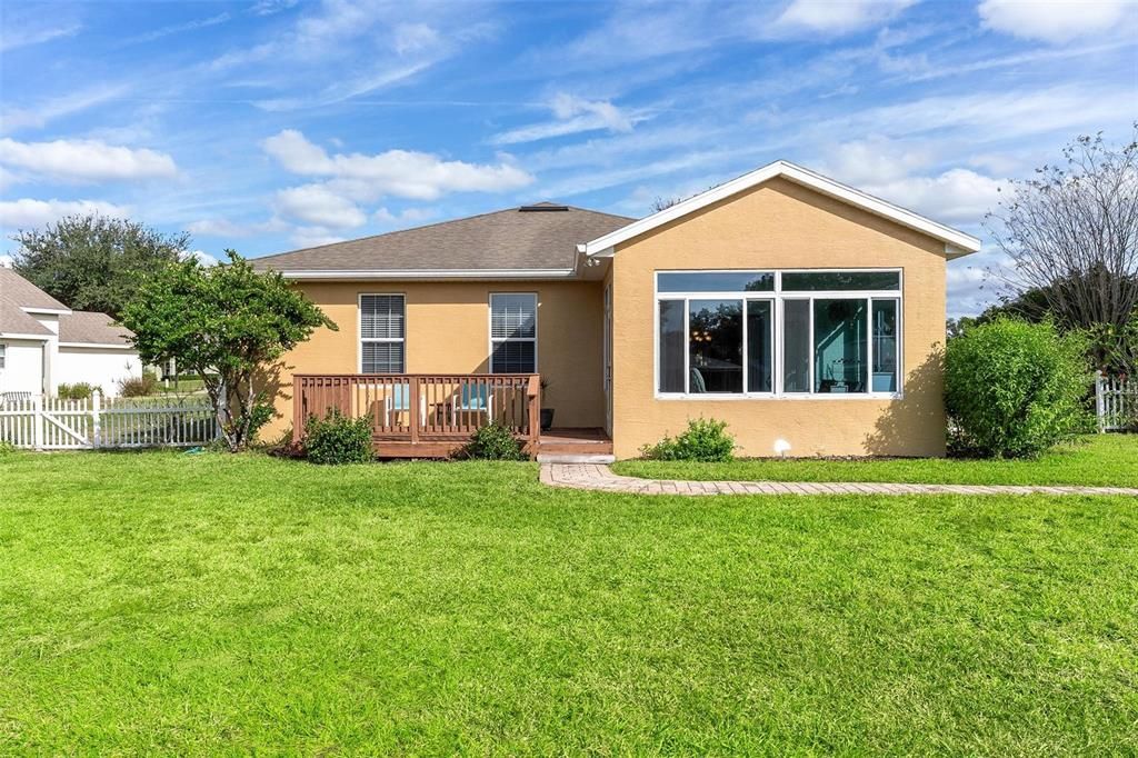 For Sale: $399,000 (3 beds, 2 baths, 1898 Square Feet)