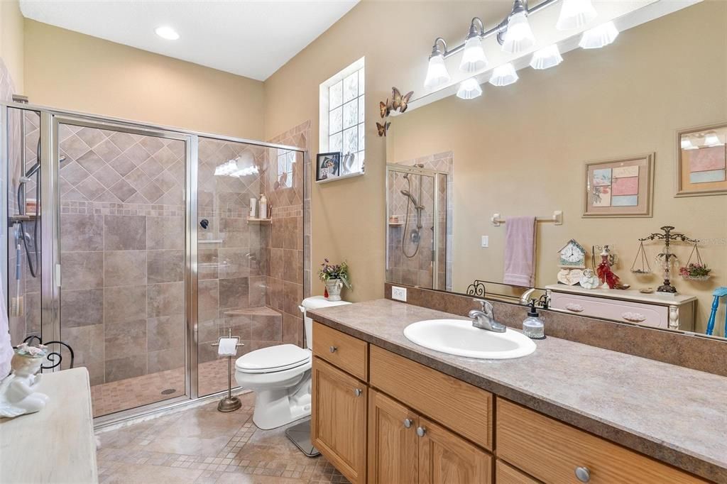 For Sale: $399,000 (3 beds, 2 baths, 1898 Square Feet)