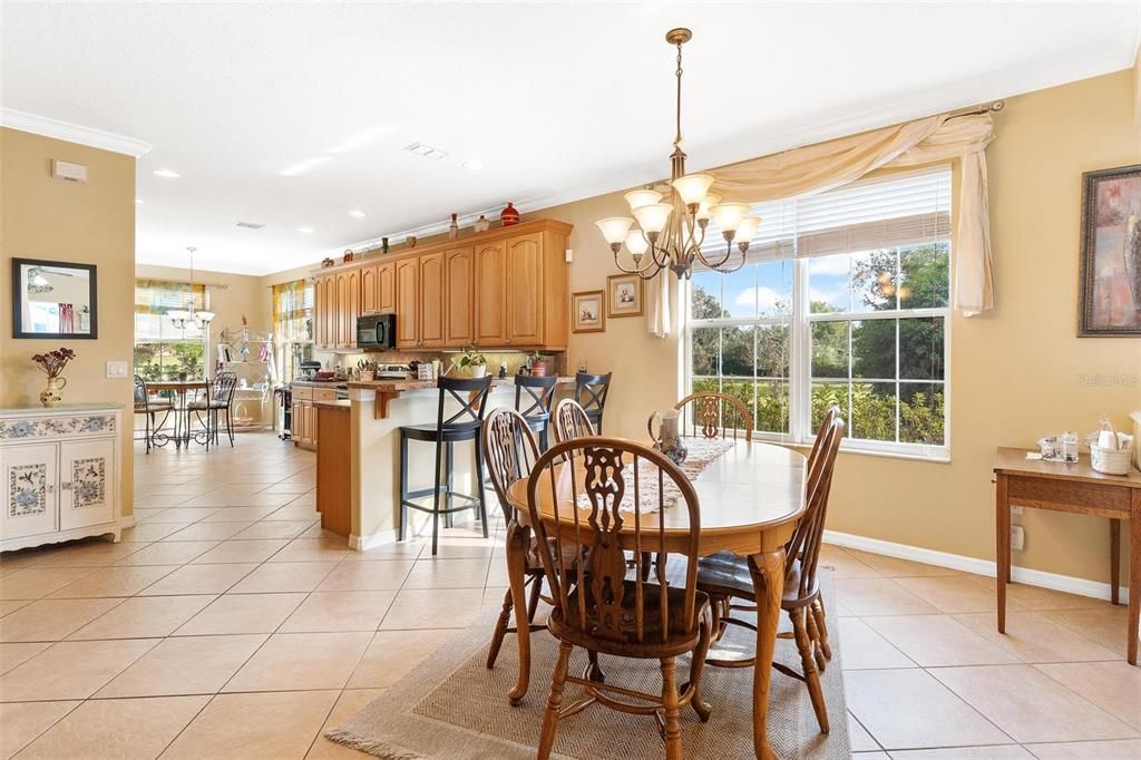 For Sale: $399,000 (3 beds, 2 baths, 1898 Square Feet)