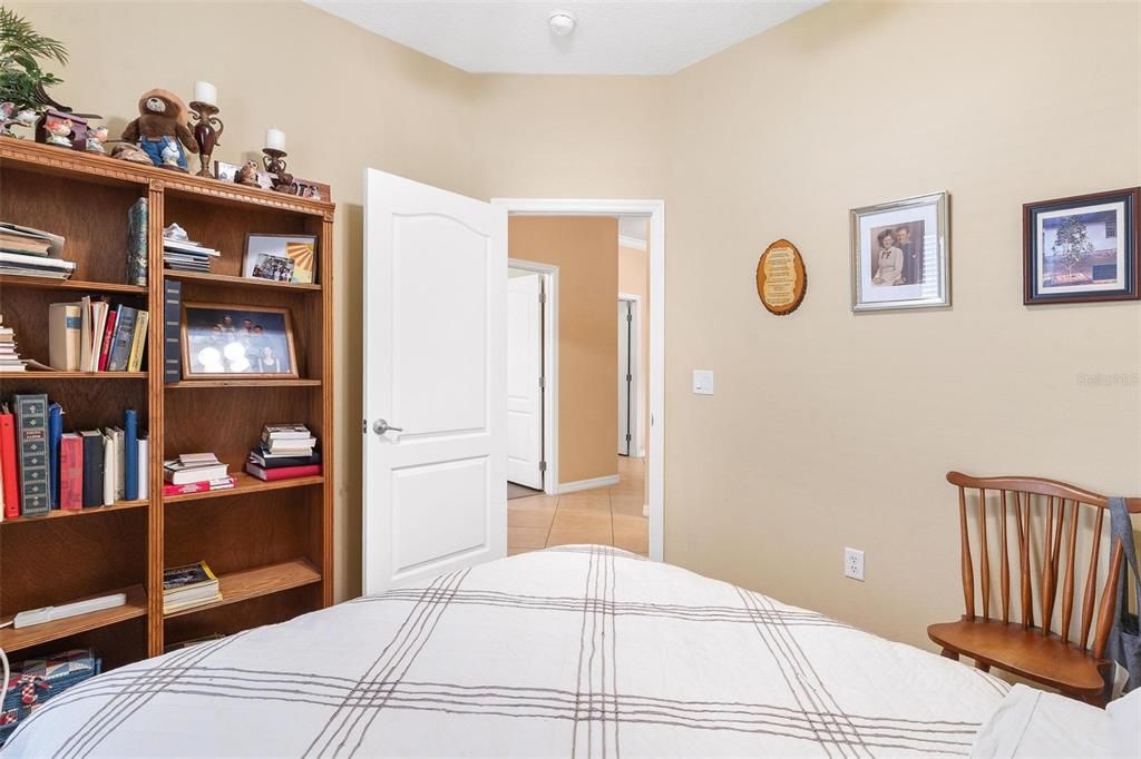 For Sale: $399,000 (3 beds, 2 baths, 1898 Square Feet)