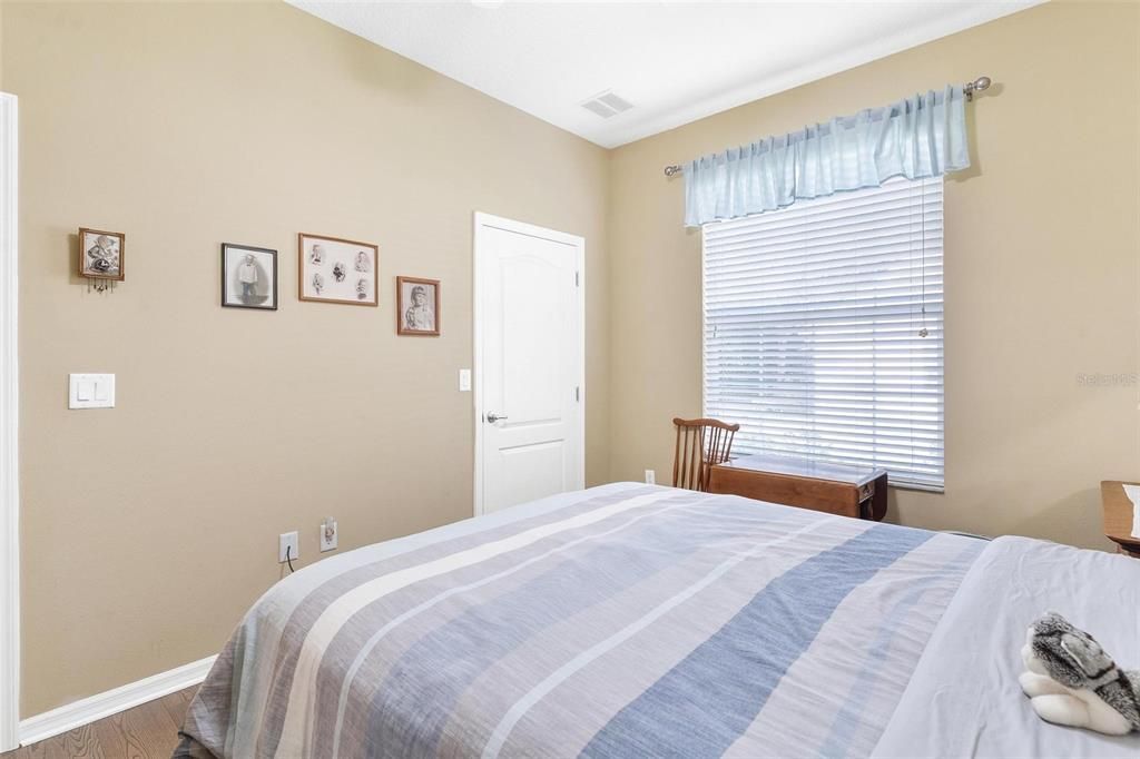 For Sale: $399,000 (3 beds, 2 baths, 1898 Square Feet)