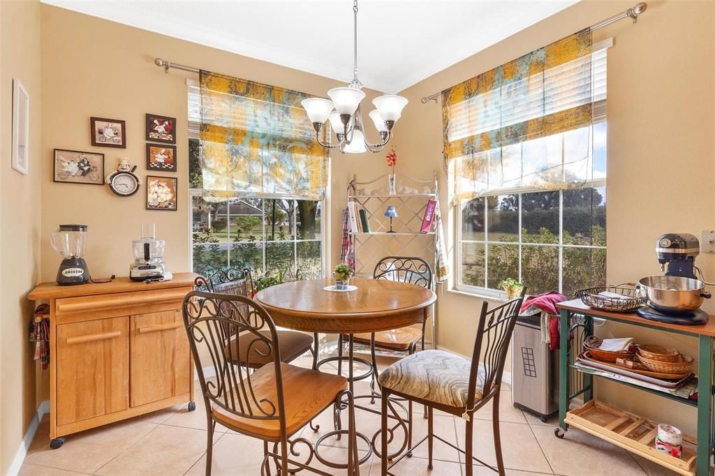 For Sale: $399,000 (3 beds, 2 baths, 1898 Square Feet)