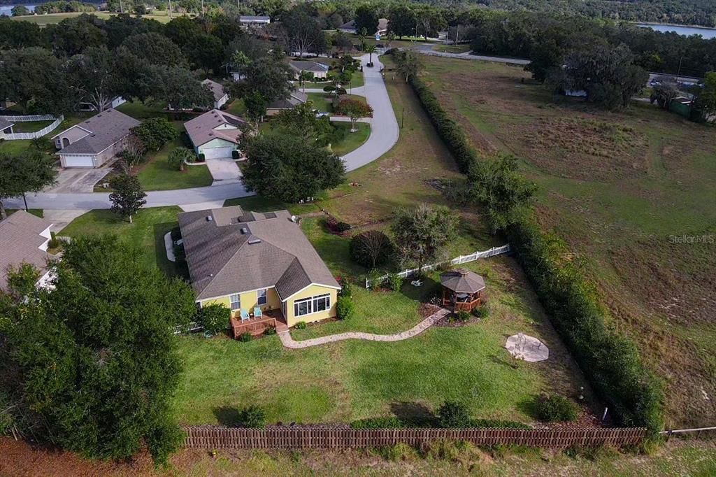 For Sale: $399,000 (3 beds, 2 baths, 1898 Square Feet)