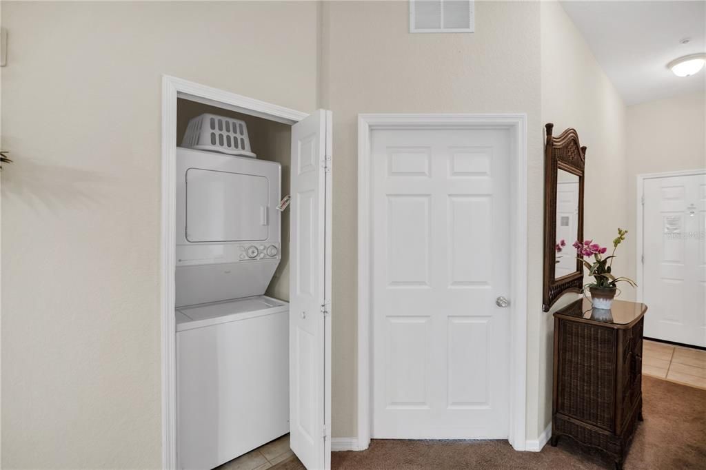 На продажу: $200,000 (3 спален, 2 ванн, 1227 Квадратных фут)