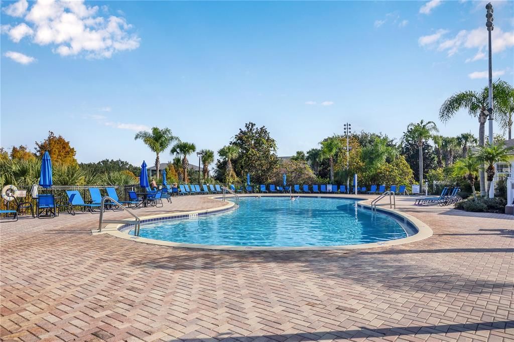 На продажу: $200,000 (3 спален, 2 ванн, 1227 Квадратных фут)