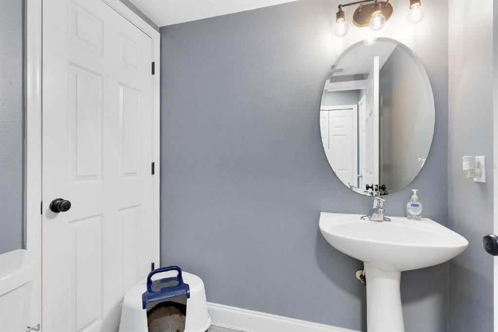 На продажу: $285,000 (3 спален, 2 ванн, 1344 Квадратных фут)