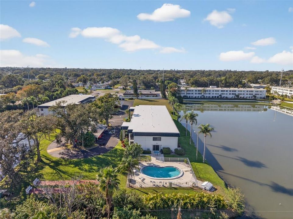 For Sale: $199,000 (2 beds, 2 baths, 1100 Square Feet)