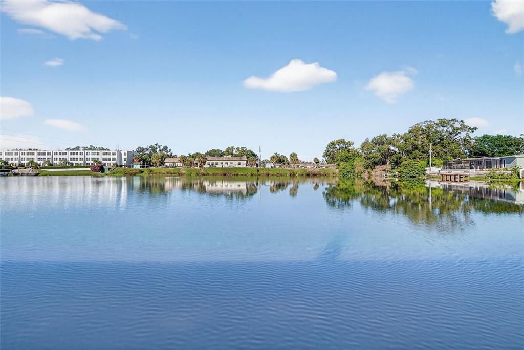 For Sale: $199,000 (2 beds, 2 baths, 1100 Square Feet)