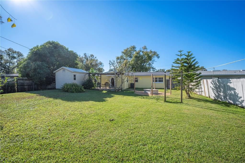 На продажу: $200,000 (3 спален, 1 ванн, 1279 Квадратных фут)