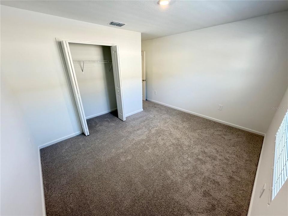 出租: $2,100 (3 贝兹, 2 浴室, 1841 平方英尺)