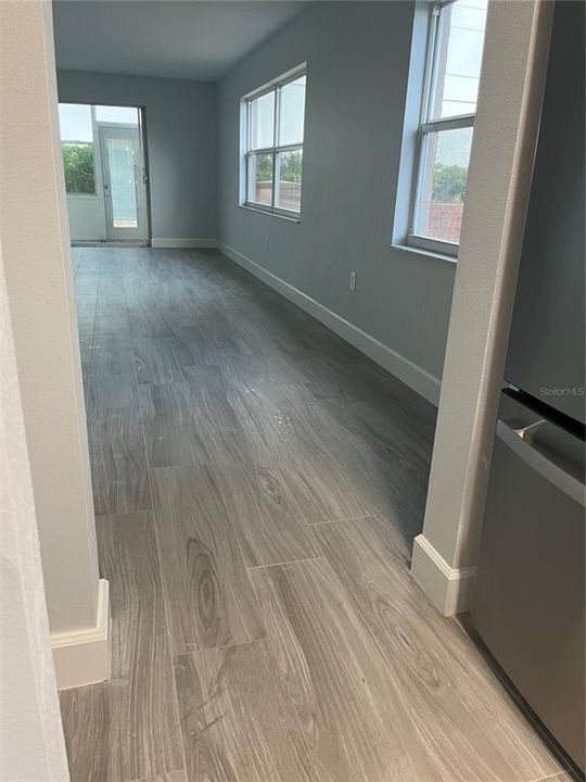 For Sale: $340,000 (2 beds, 2 baths, 1040 Square Feet)