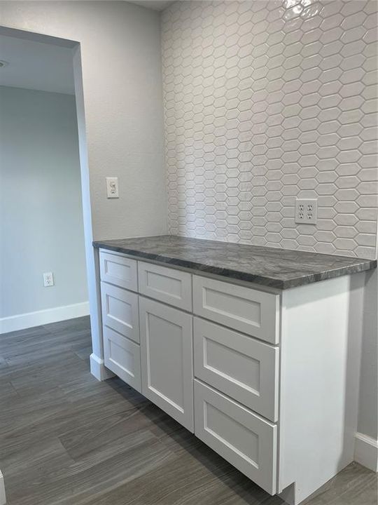 For Sale: $340,000 (2 beds, 2 baths, 1040 Square Feet)