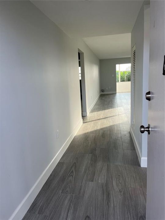 For Sale: $340,000 (2 beds, 2 baths, 1040 Square Feet)