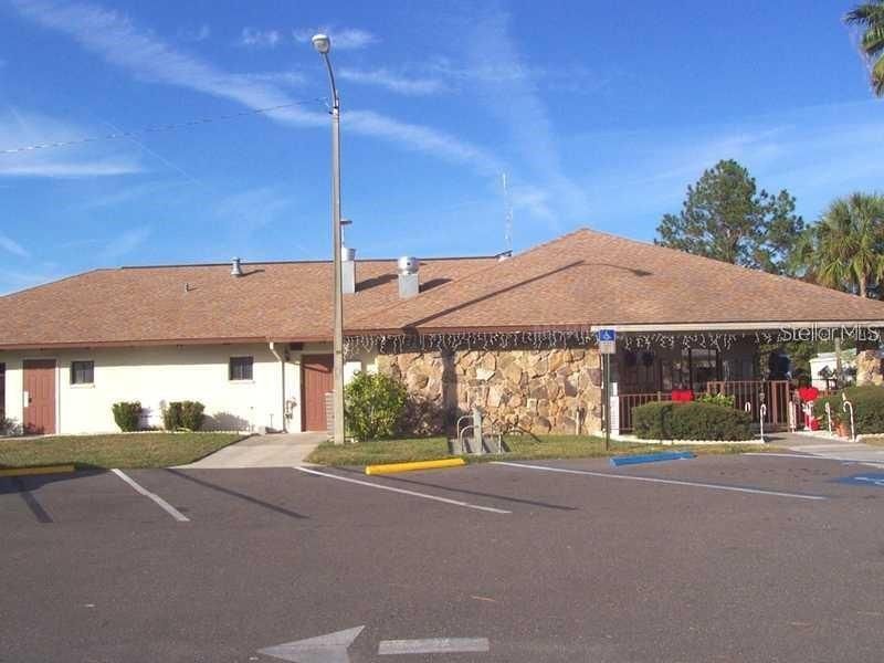 For Sale: $165,000 (2 beds, 2 baths, 1104 Square Feet)