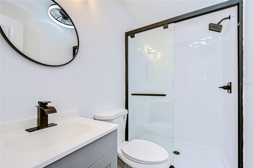 For Sale: $165,000 (2 beds, 2 baths, 1104 Square Feet)