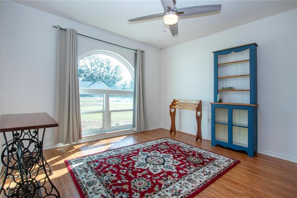 For Sale: $375,000 (3 beds, 2 baths, 1380 Square Feet)