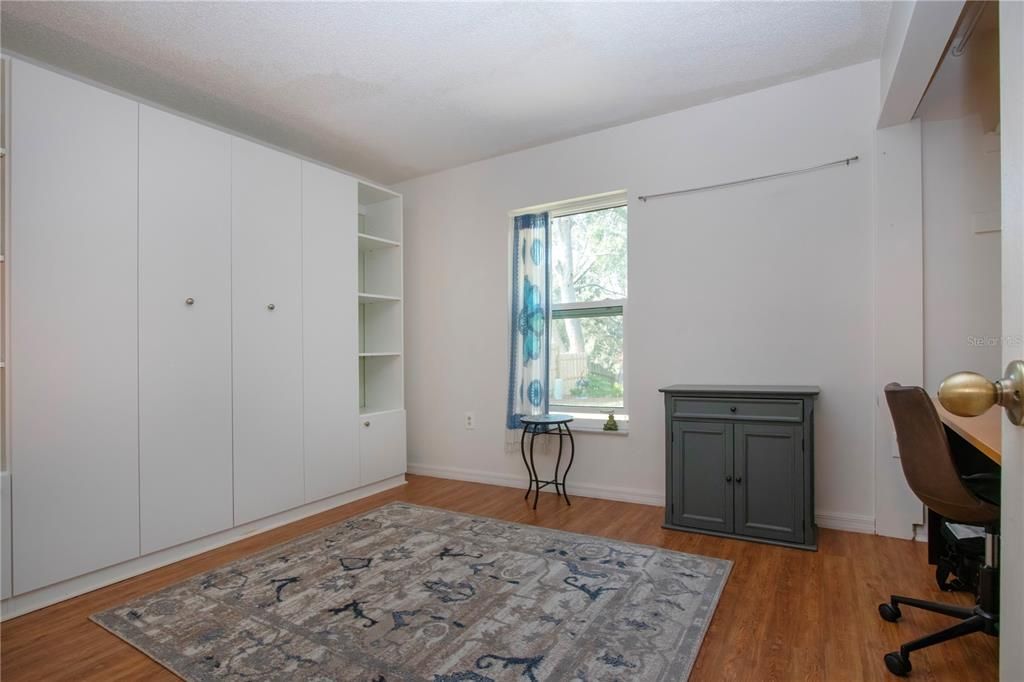 For Sale: $375,000 (3 beds, 2 baths, 1380 Square Feet)