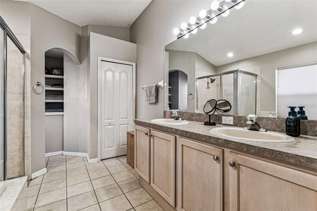 For Sale: $419,000 (3 beds, 2 baths, 1510 Square Feet)