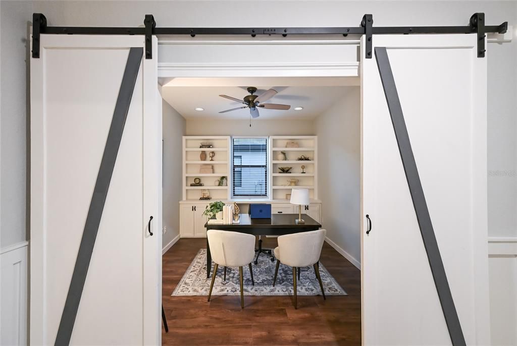 For Sale: $750,000 (3 beds, 3 baths, 2455 Square Feet)