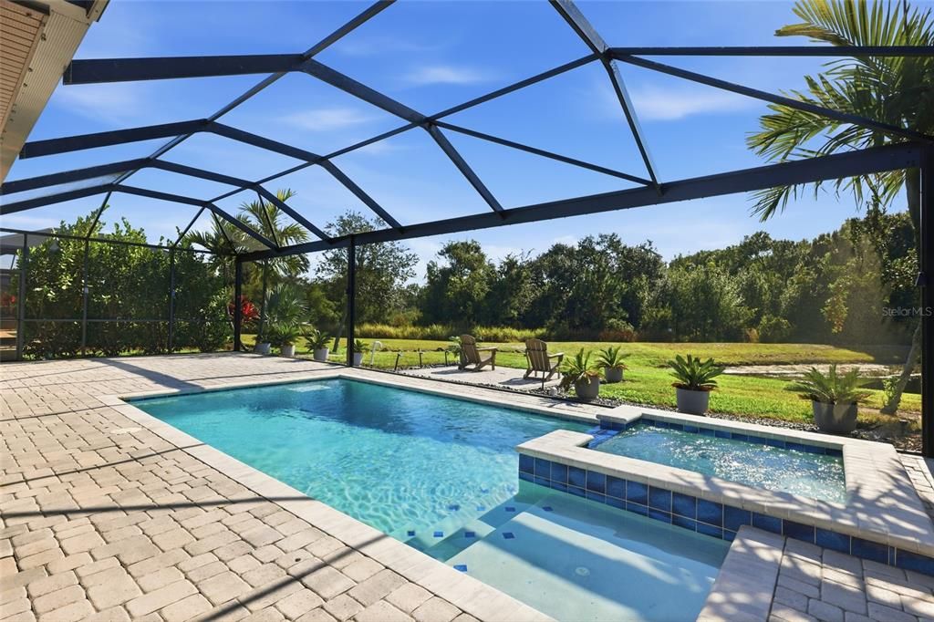 For Sale: $750,000 (3 beds, 3 baths, 2455 Square Feet)