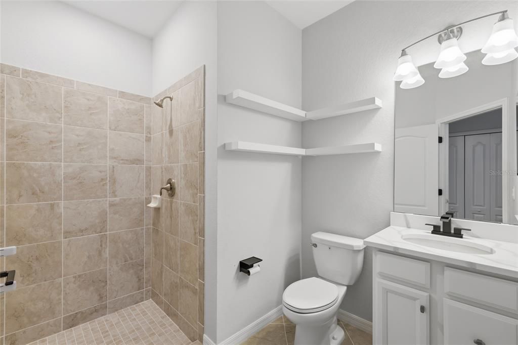 For Sale: $750,000 (3 beds, 3 baths, 2455 Square Feet)