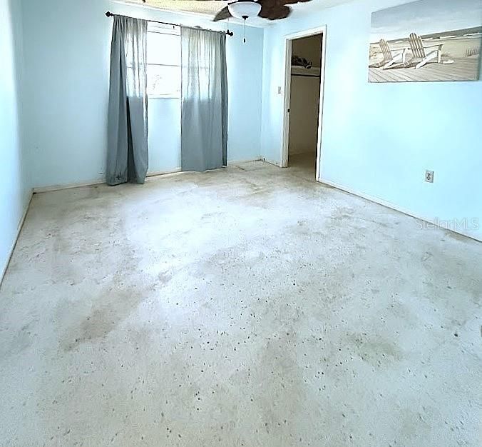 For Sale: $259,000 (3 beds, 3 baths, 1489 Square Feet)