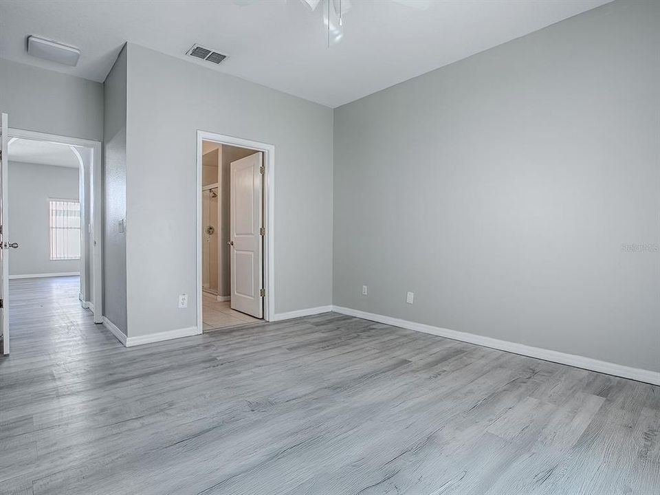 En Venta: $307,000 (3 camas, 2 baños, 1477 Pies cuadrados)