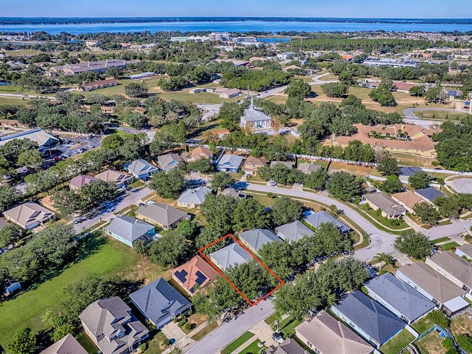 En Venta: $307,000 (3 camas, 2 baños, 1477 Pies cuadrados)