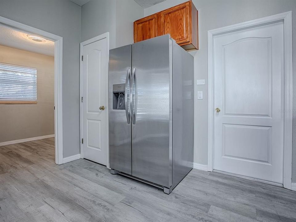 En Venta: $307,000 (3 camas, 2 baños, 1477 Pies cuadrados)