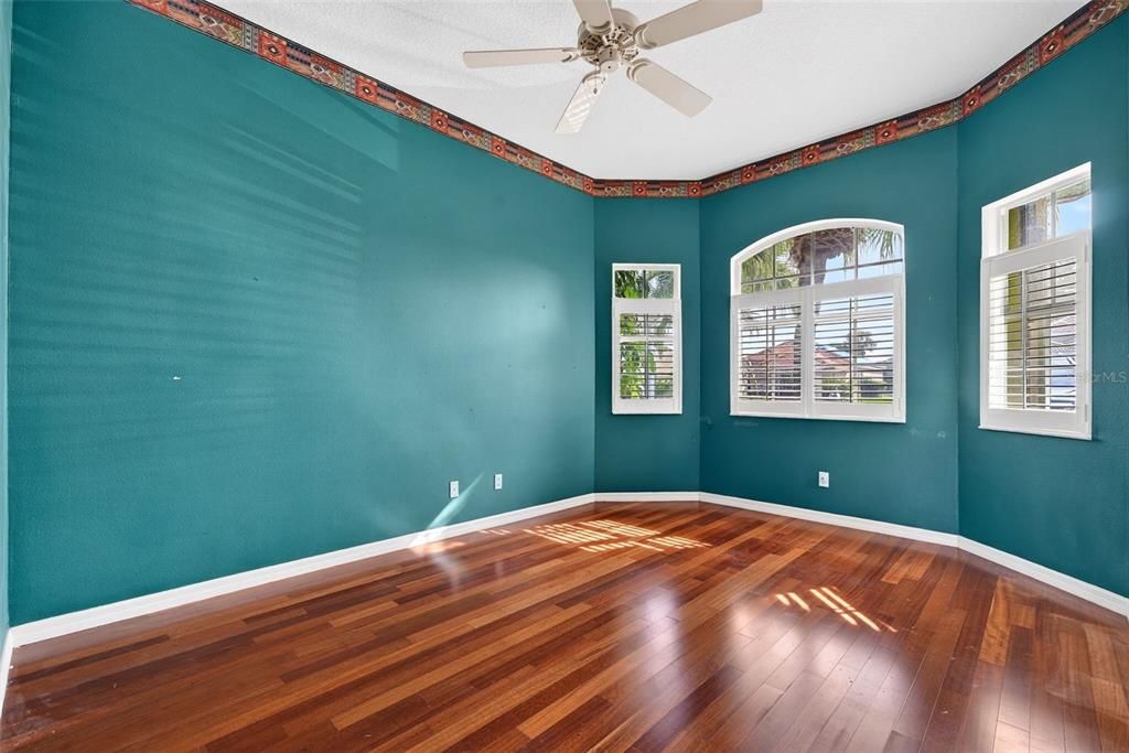 For Sale: $429,000 (2 beds, 2 baths, 1723 Square Feet)