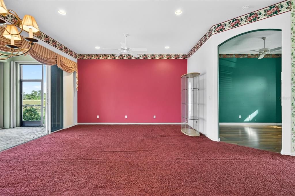 For Sale: $429,000 (2 beds, 2 baths, 1723 Square Feet)