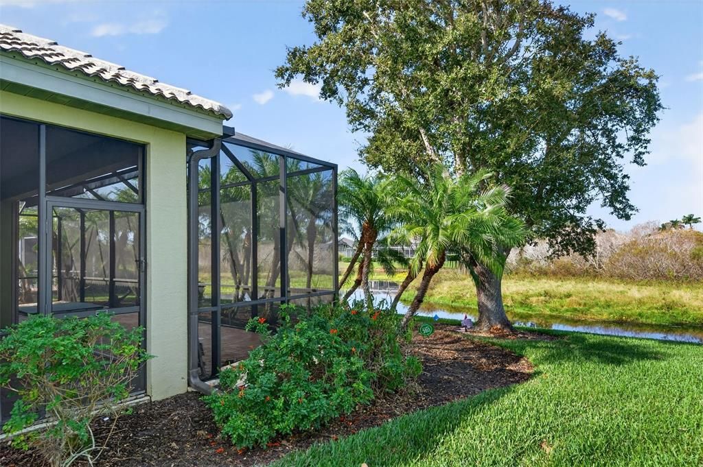 For Sale: $429,000 (2 beds, 2 baths, 1723 Square Feet)